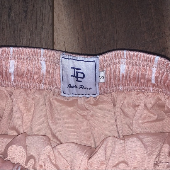 Inaka Power Pinstriped Mesh Shorts Peach Pink White Size Small - Picture 4 of 4